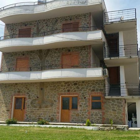 Velaj Apartments Orikum Extérieur photo