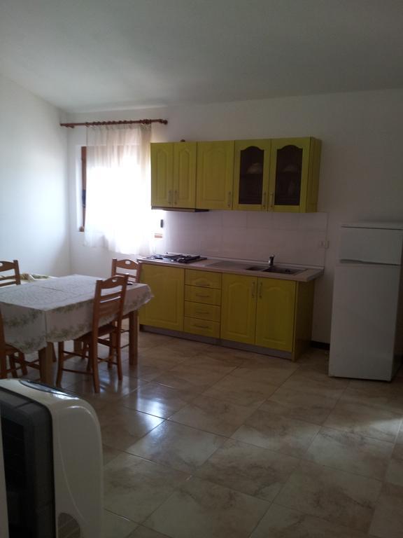 Velaj Apartments Orikum Chambre photo
