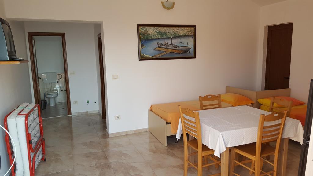 Velaj Apartments Orikum Extérieur photo