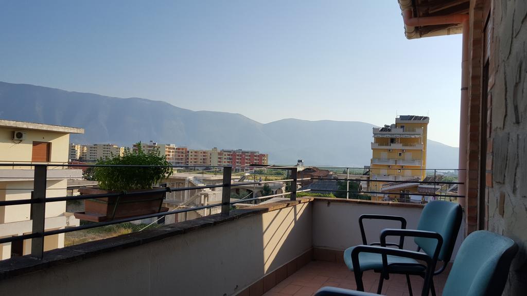 Velaj Apartments Orikum Extérieur photo