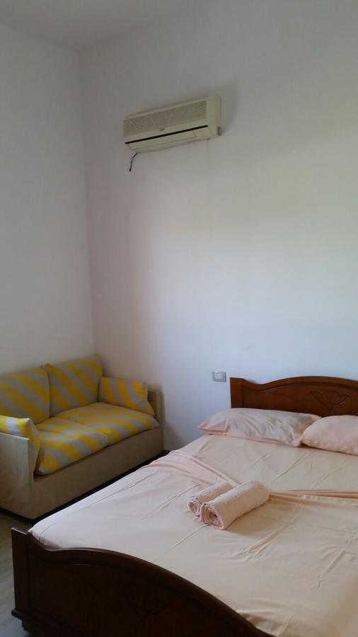Velaj Apartments Orikum Extérieur photo