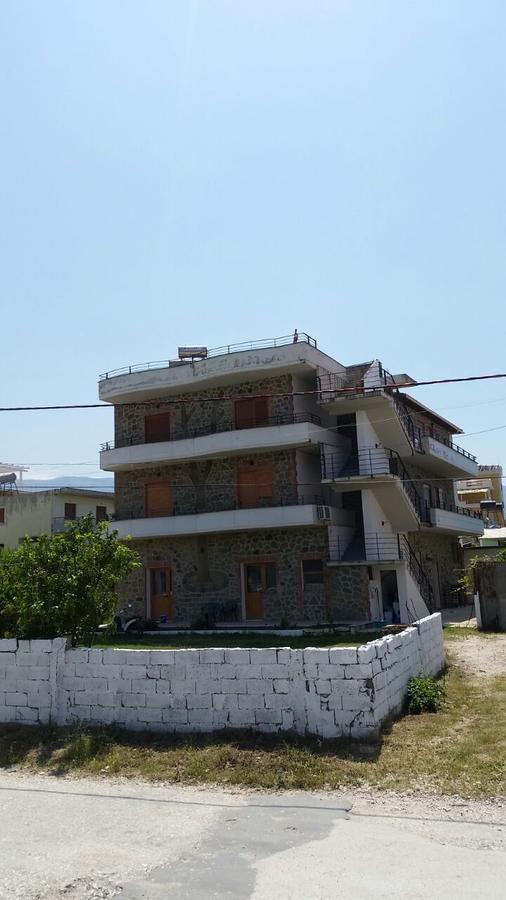 Velaj Apartments Orikum Extérieur photo