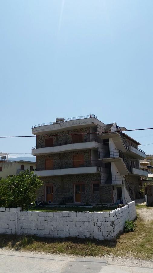 Velaj Apartments Orikum Extérieur photo